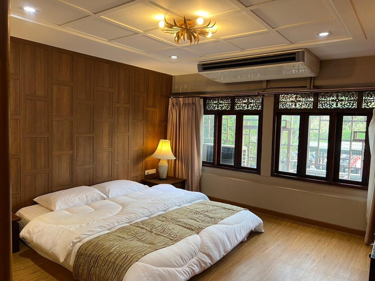 Quinstel Hostel 방콕 외부 사진