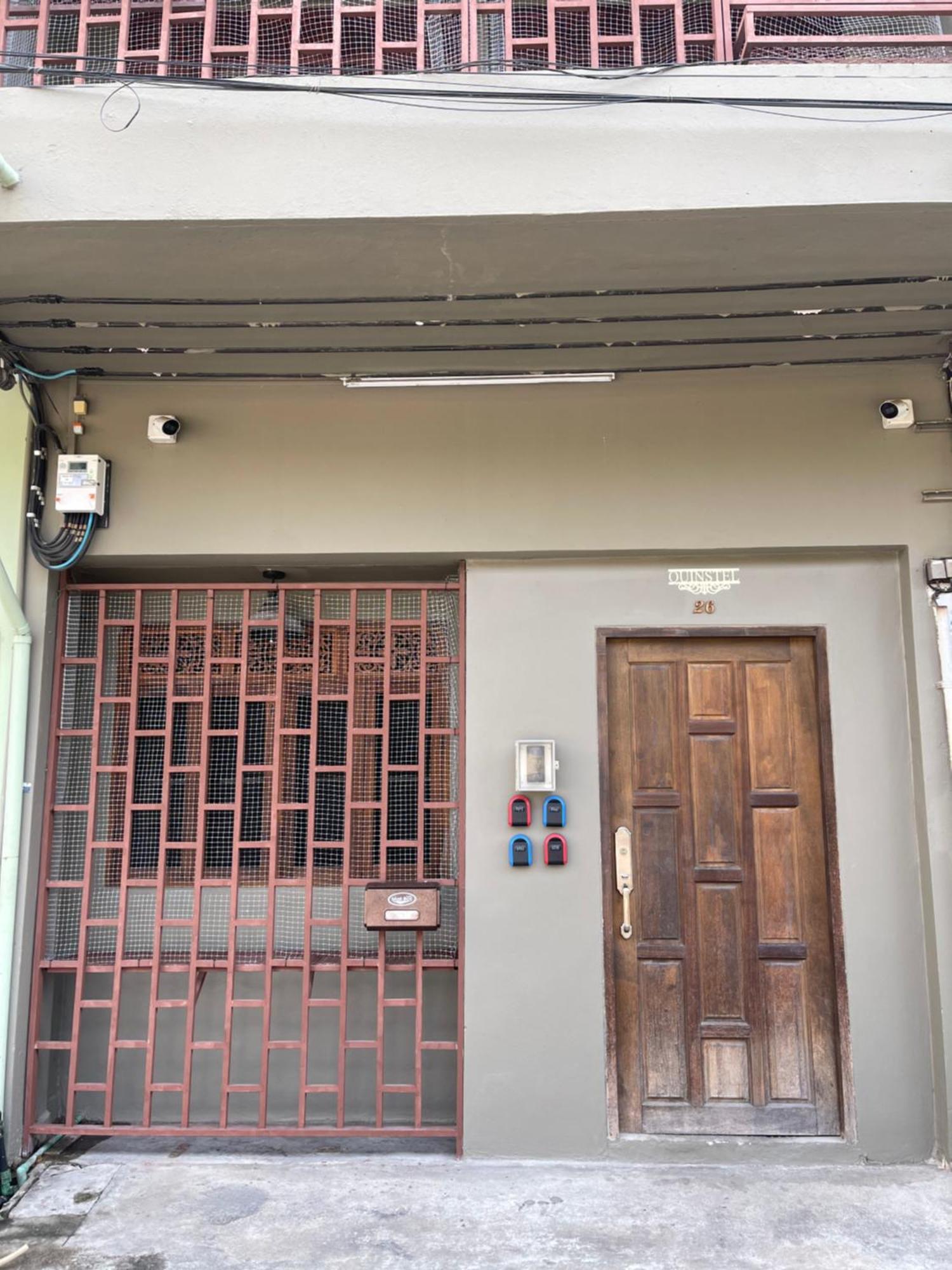 Quinstel Hostel 방콕 외부 사진